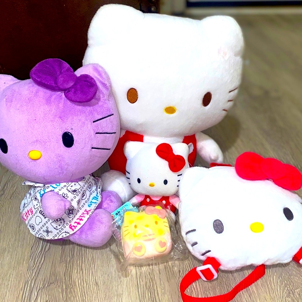 Hello Kitty stuffed animals Purple white multi colored and small Backpack lot